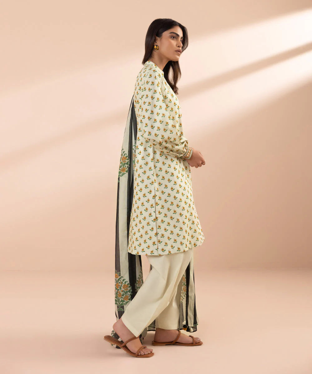 SAPPHIRE | UNSTITCHED 3 PIECE PRINTED LAWN SUIT