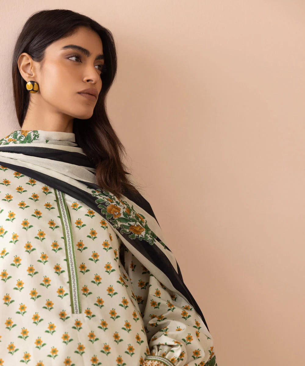 SAPPHIRE | UNSTITCHED 3 PIECE PRINTED LAWN SUIT