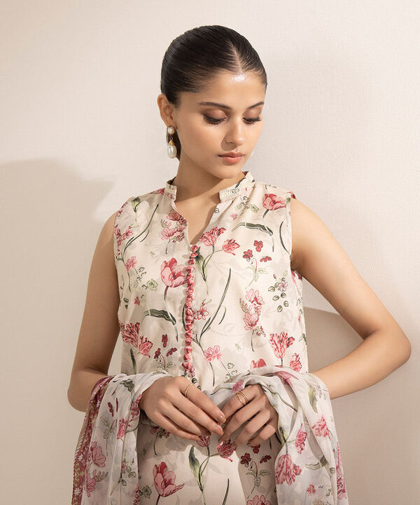 SAPPHIRE | UNSTITCHED 3 PIECE PRINTED CAMBRIC SUIT