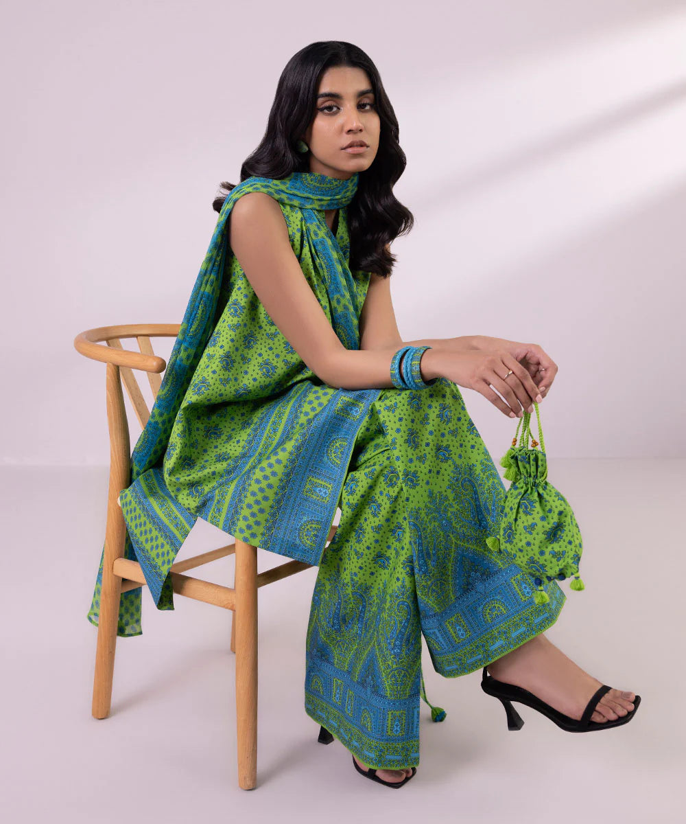 SAPPHIRE | UNSTITCHED 3 PIECE PRINTED LAWN SUIT