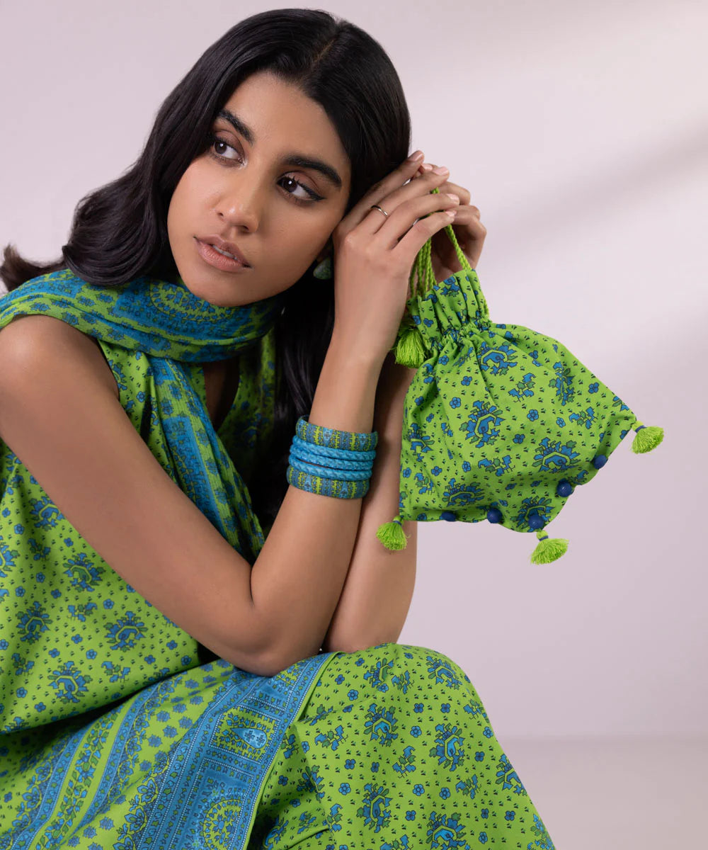 SAPPHIRE | UNSTITCHED 3 PIECE PRINTED LAWN SUIT
