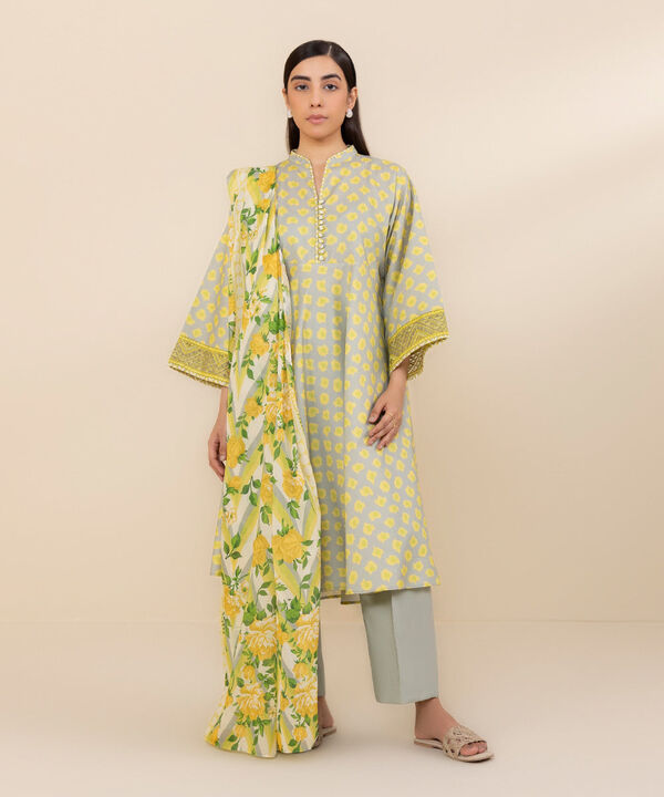 SAPPHIRE | UNSTITCHED 3 PIECE EMBROIDERED LAWN SUIT