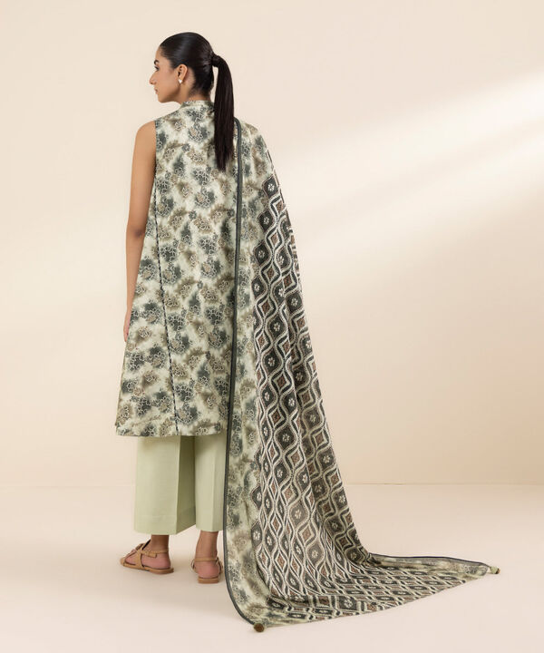 SAPPHIRE | UNSTITCHED 3 PIECE PRINTED LAWN SUIT