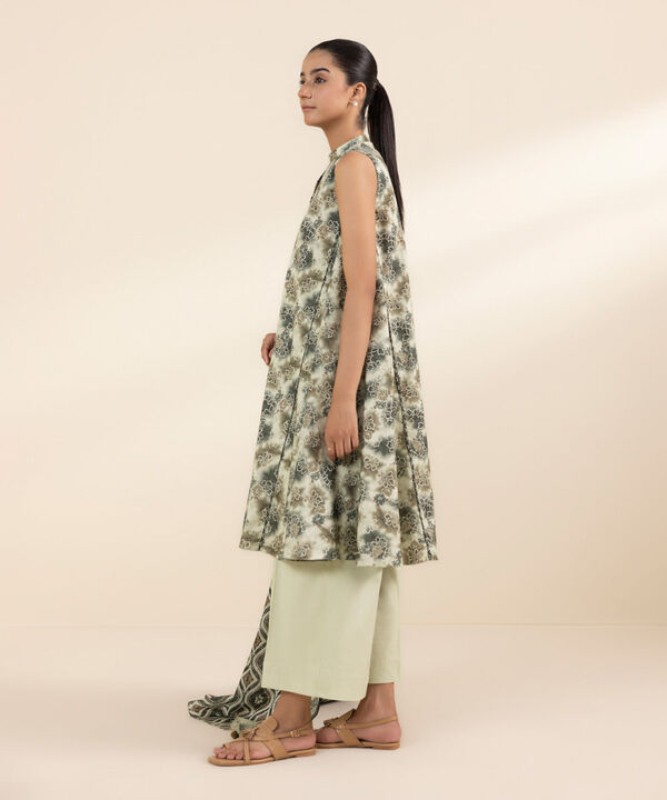 SAPPHIRE | UNSTITCHED 3 PIECE PRINTED LAWN SUIT
