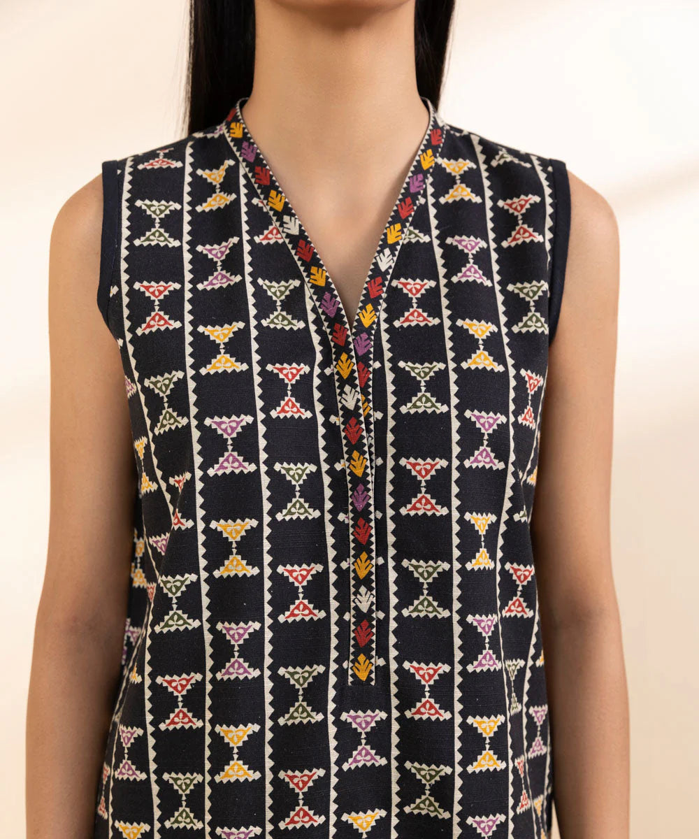 SAPPHIRE | UNSTITCHED 3 PIECE PRINTED LIGHT KHADDAR SUIT