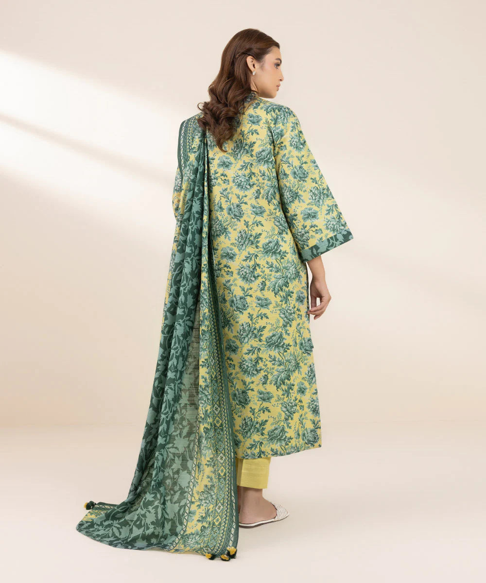SAPPHIRE | UNSTITCHED 3 PIECE PRINTED LIGHT KHADDAR SUIT