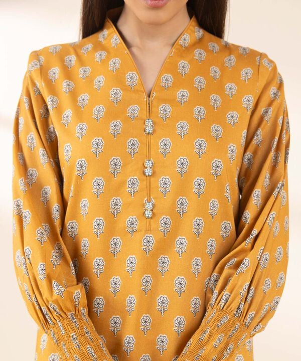 SAPPHIRE | UNSTITCHED 3 PIECE PRINTED COTTON VISCOSE SUIT