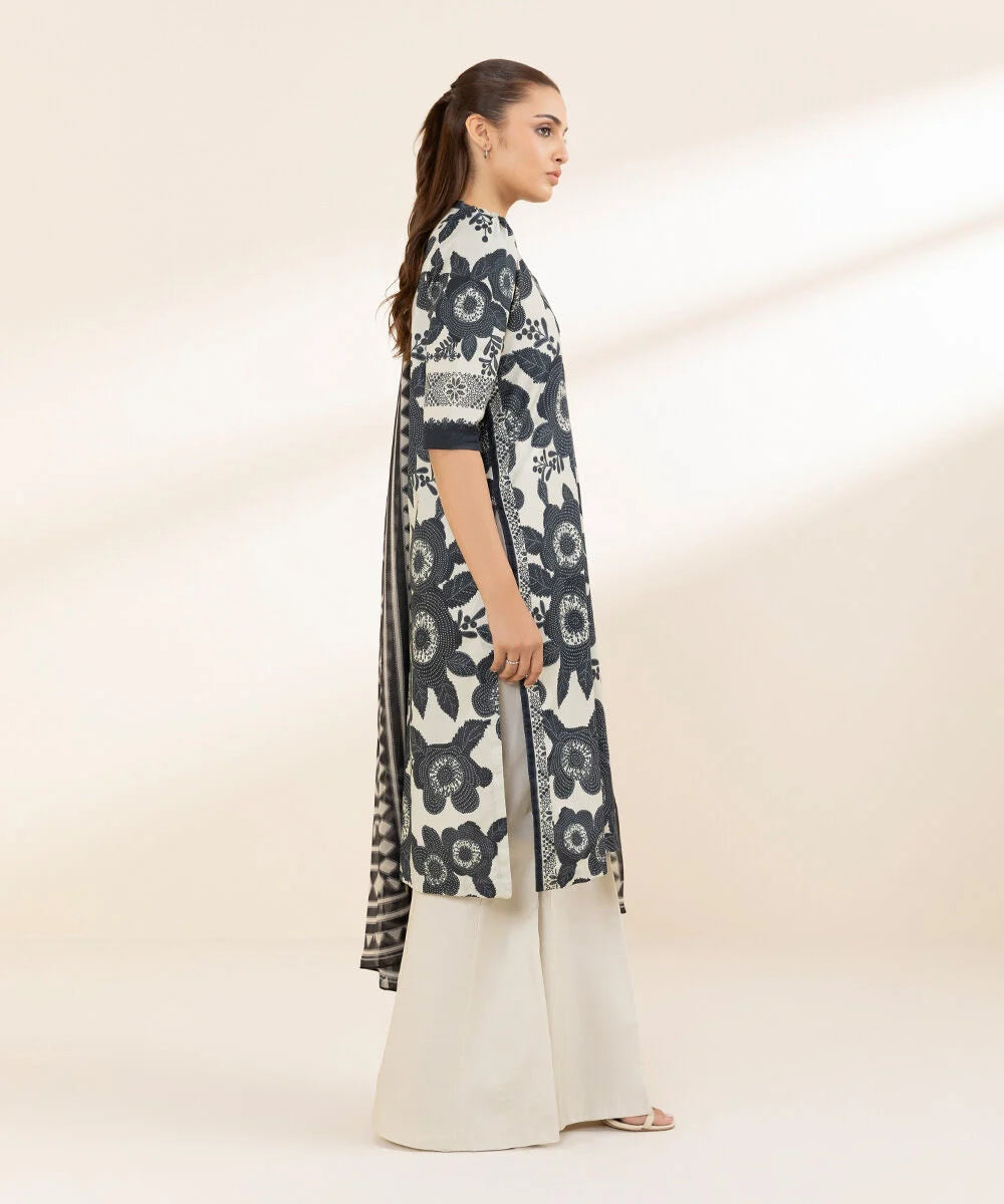 SAPPHIRE | UNSTITCHED 3 PIECE PRINTED LAWN SUIT