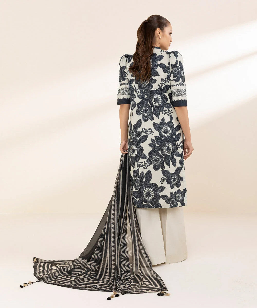 SAPPHIRE | UNSTITCHED 3 PIECE PRINTED LAWN SUIT
