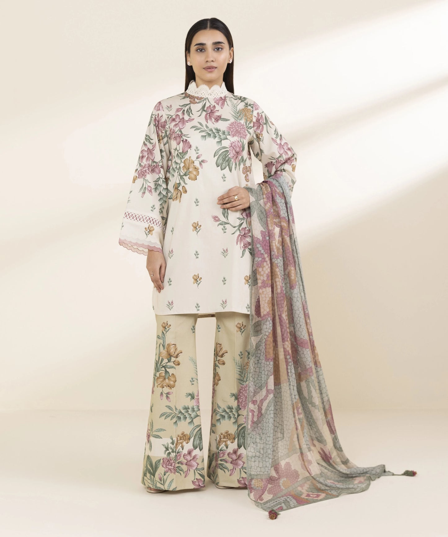 SAPPHIRE | UNSTITCHED 3 PIECE PRINTED LAWN SUIT