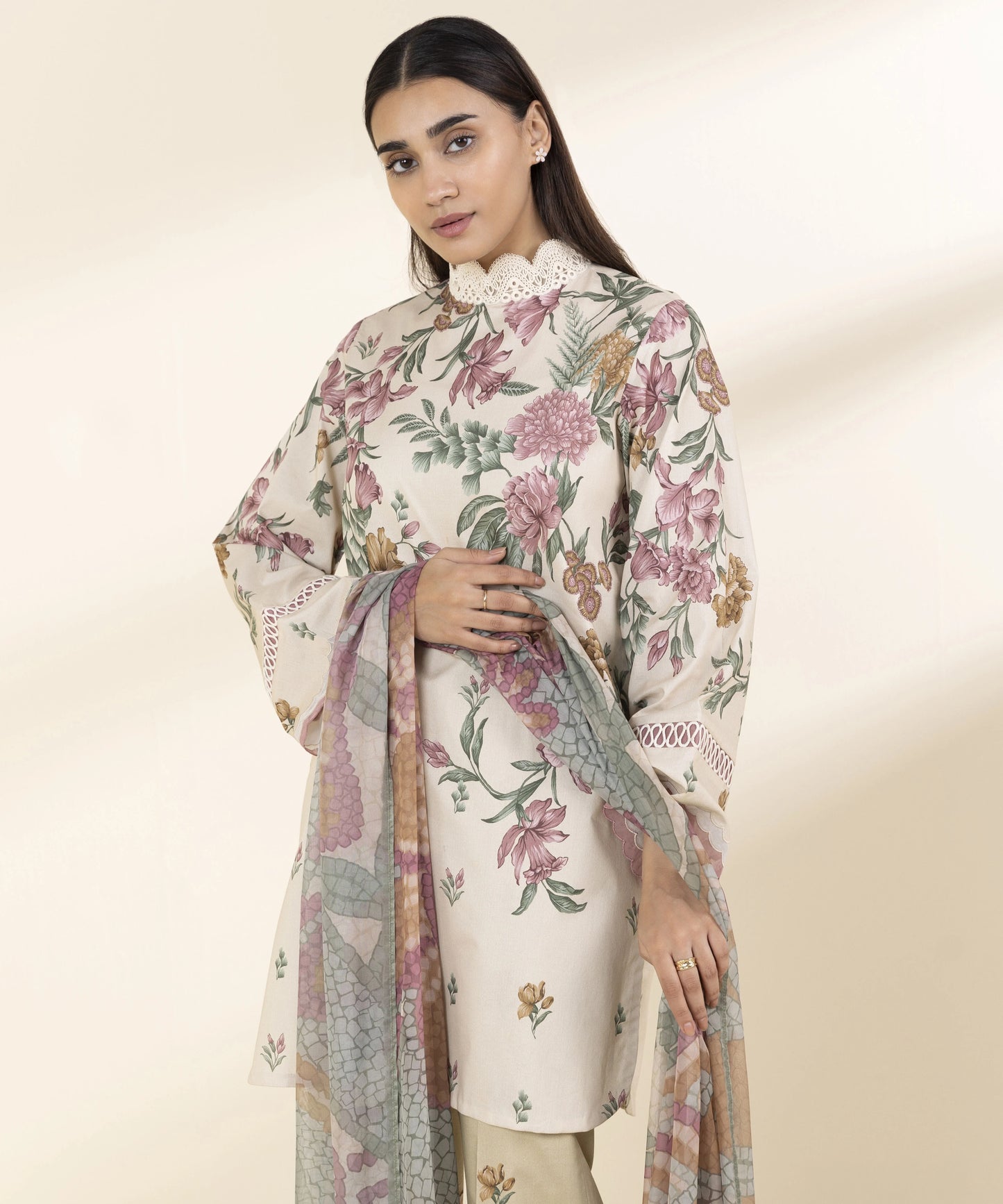 SAPPHIRE | UNSTITCHED 3 PIECE PRINTED LAWN SUIT