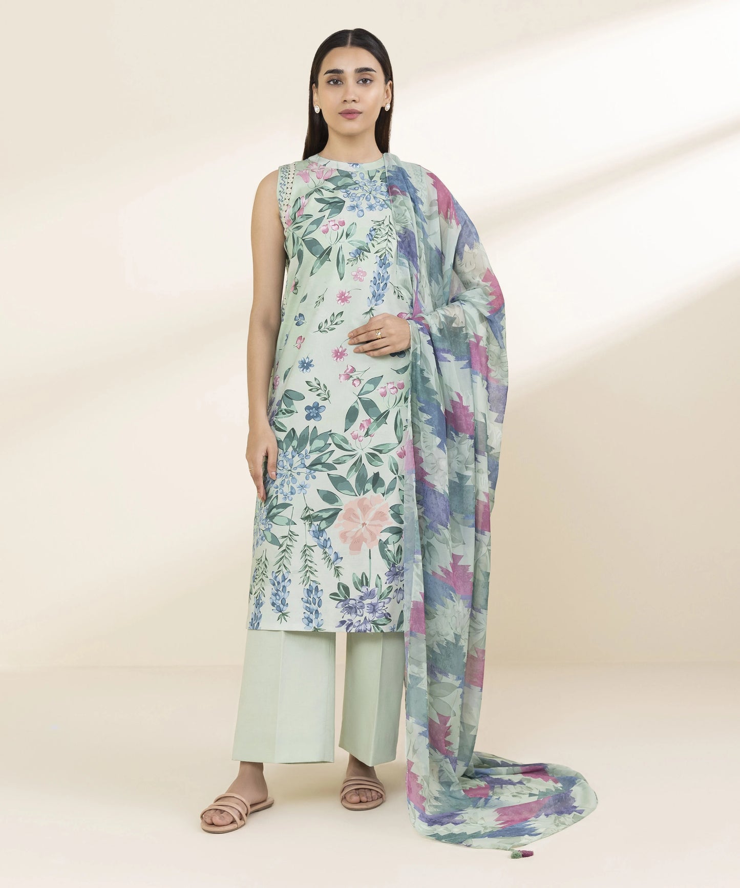 SAPPHIRE | UNSTITCHED 3 PIECE PRINTED LAWN SUIT