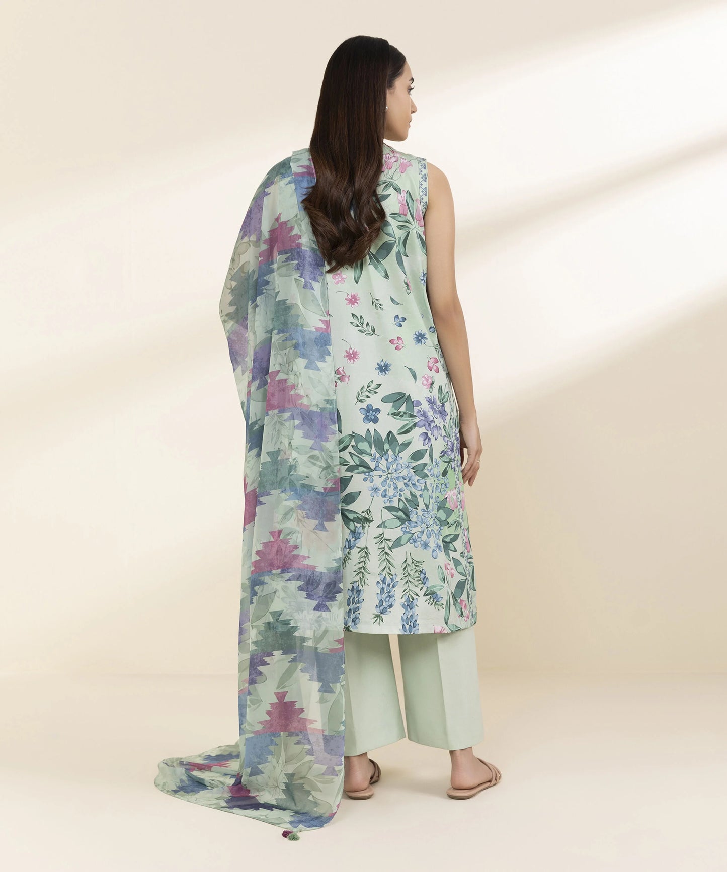 SAPPHIRE | UNSTITCHED 3 PIECE PRINTED LAWN SUIT