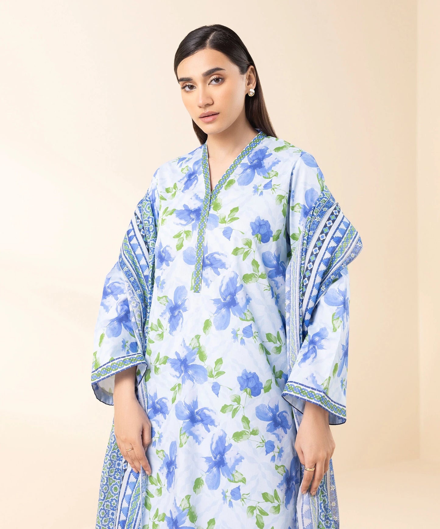 SAPPHIRE | UNSTITCHED 3 PIECE PRINTED LAWN SUIT