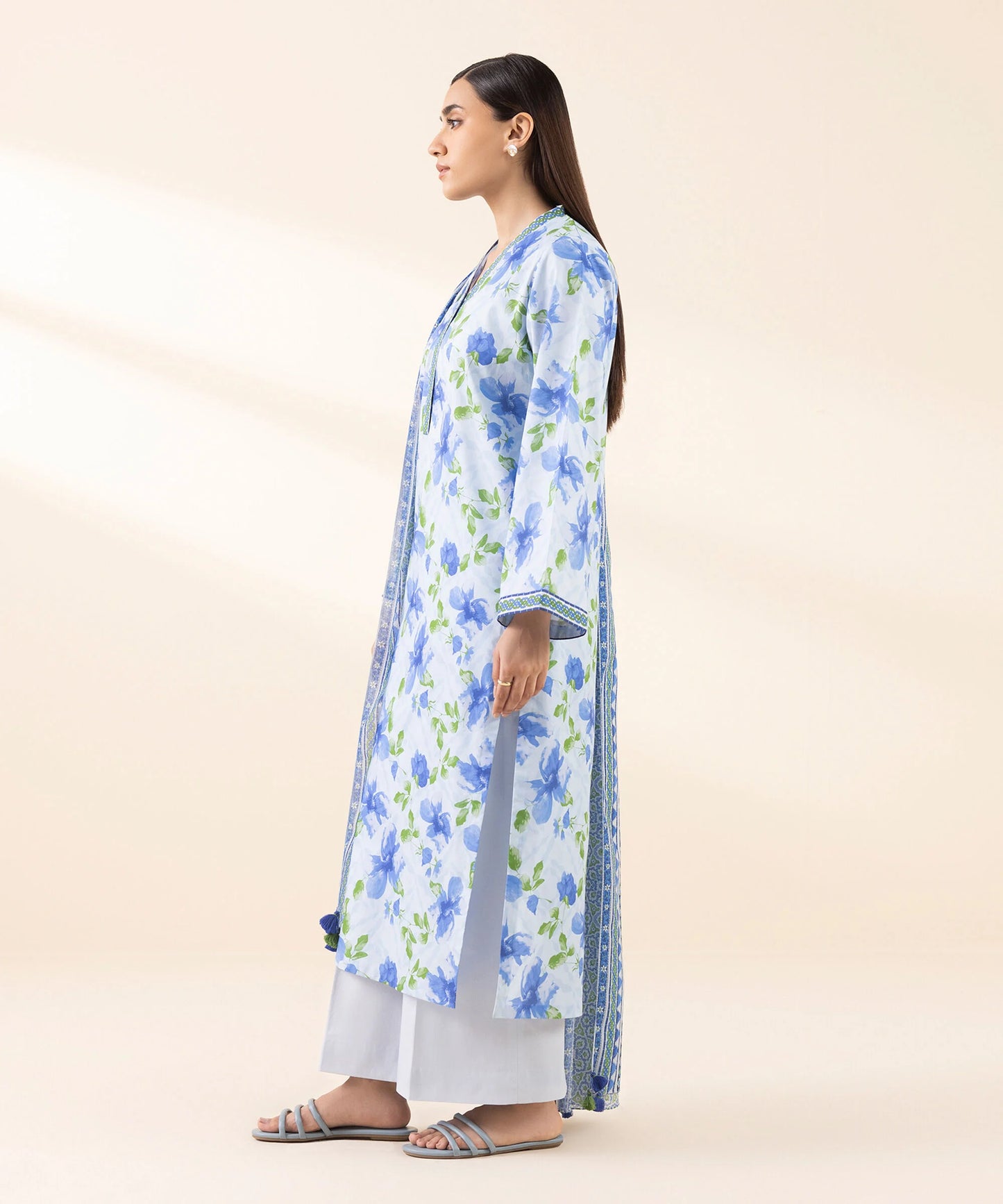 SAPPHIRE | UNSTITCHED 3 PIECE PRINTED LAWN SUIT