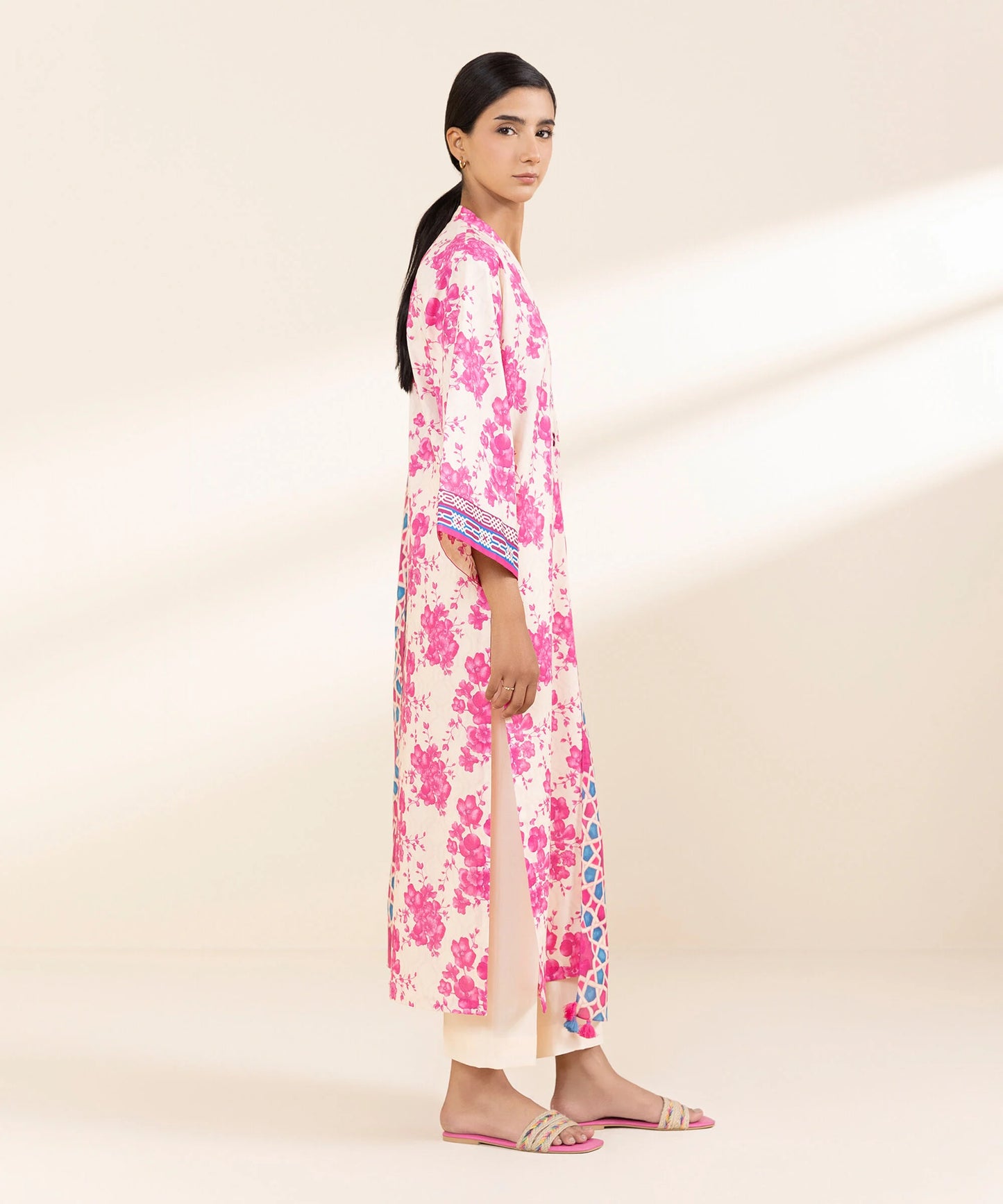 SAPPHIRE | UNSTITCHED 3 PIECE PRINTED LAWN SUIT