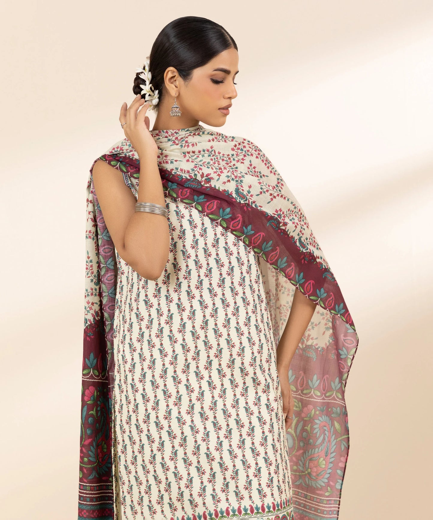 SAPPHIRE | UNSTITCHED 3 PIECE PRINTED LAWN SUIT