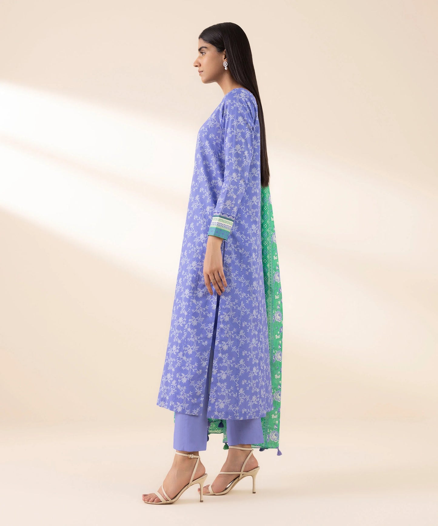 SAPPHIRE | UNSTITCHED 3 PIECE PRINTED LAWN SUIT