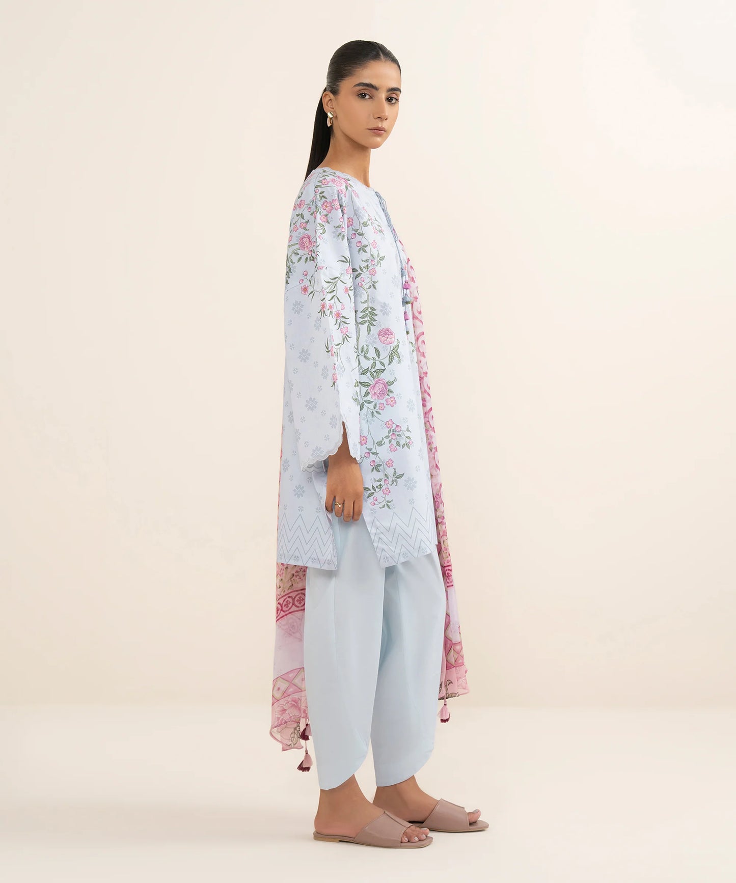 SAPPHIRE | UNSTITCHED 3 PIECE PRINTED LAWN SUIT