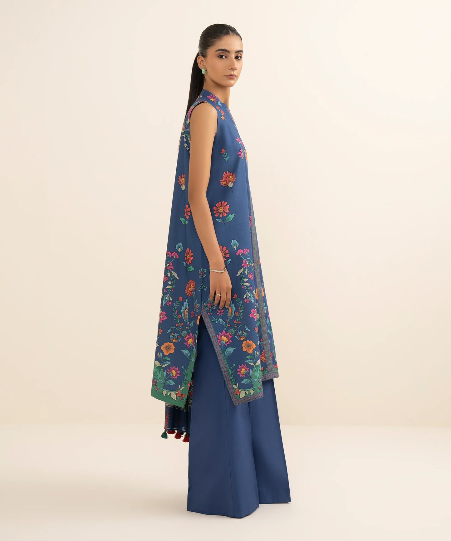 SAPPHIRE | UNSTITCHED 3 PIECE PRINTED LAWN SUIT