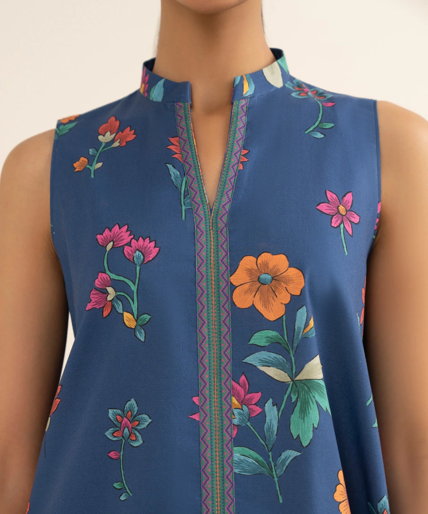 SAPPHIRE | UNSTITCHED 3 PIECE PRINTED LAWN SUIT