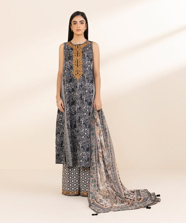 SAPPHIRE | UNSTITCHED 3 PIECE EMBROIDERED LAWN SUIT