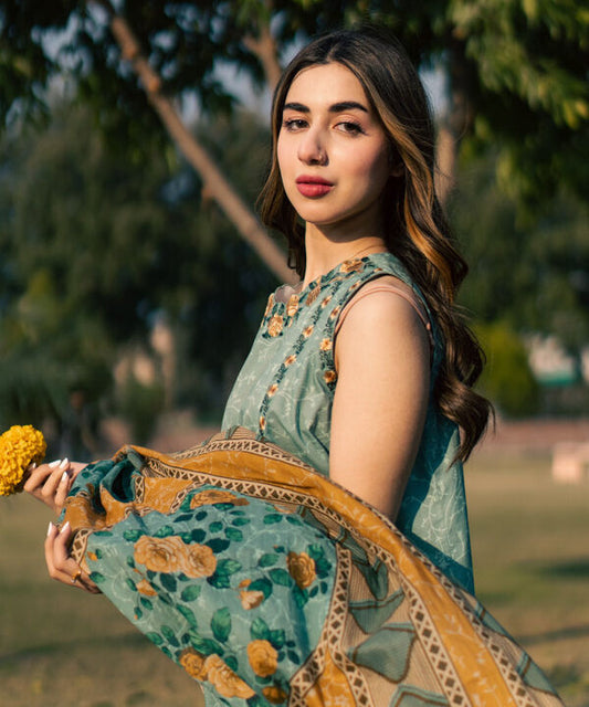SAPPHIRE | UNSTITCHED 3 PIECE EMBROIDERED LAWN SUIT