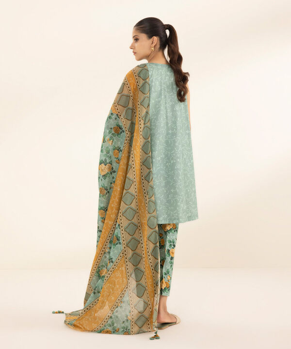 SAPPHIRE | UNSTITCHED 3 PIECE EMBROIDERED LAWN SUIT