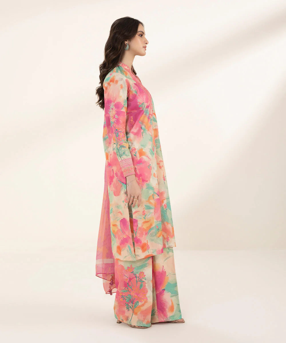 SAPPHIRE | UNSTITCHED 2 PIECE EMBROIDERED LAWN SUIT