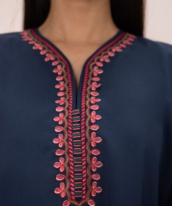SAPPHIRE | UNSTITCHED 3 PIECE EMBROIDERED LAWN SUIT