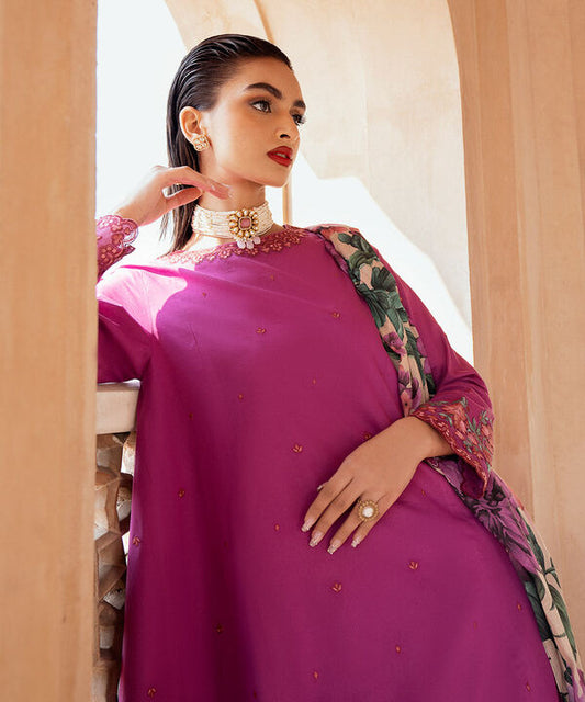 SAPPHIRE | UNSTITCHED 3 PIECE EMBROIDERED LAWN SUIT