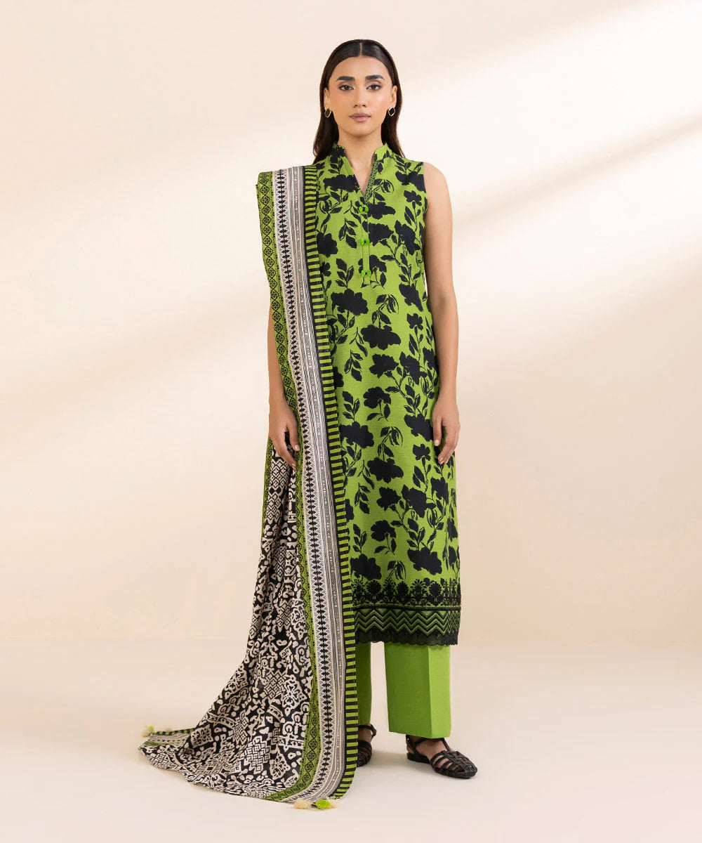 SAPPHIRE | UNSTITCHED 3 PIECE EMBROIDERED LIGHT KHADDAR SUIT