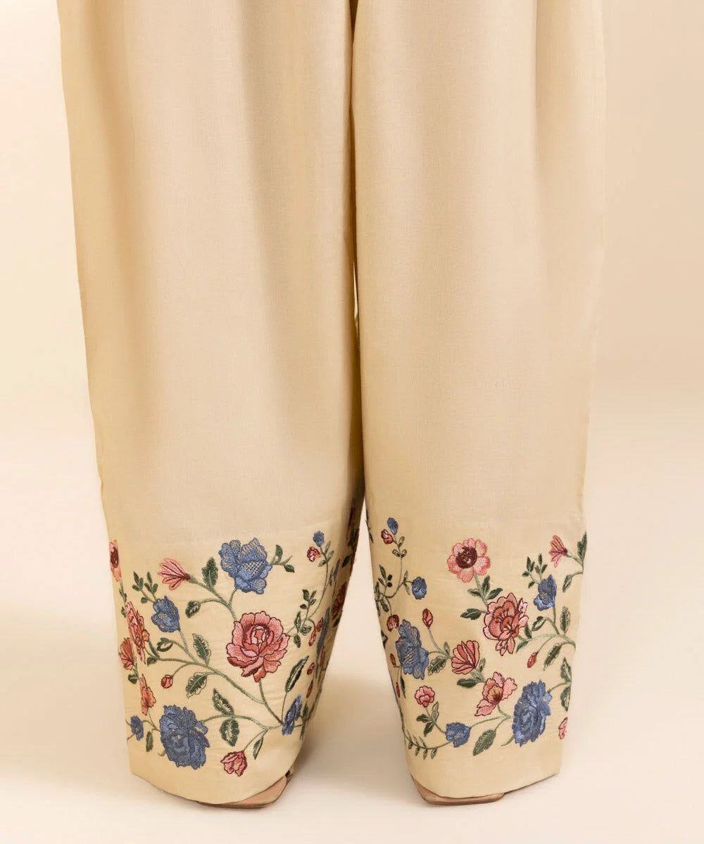 SAPPHIRE | UNSTITCHED 3 PIECE EMBROIDERED COTTON SUIT