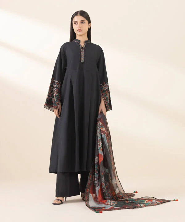 SAPPHIRE | UNSTITCHED 3 PIECE EMBROIDERED LAWN SUIT