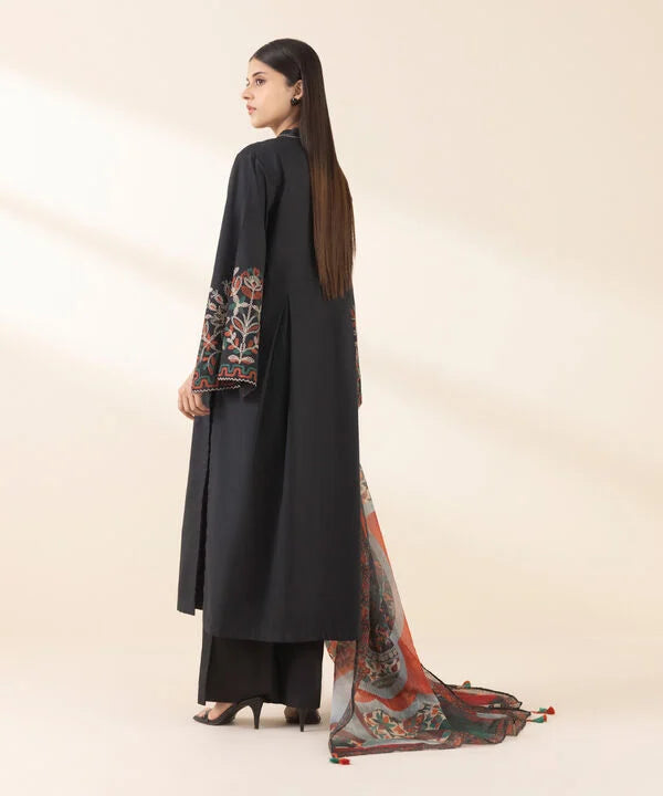 SAPPHIRE | UNSTITCHED 3 PIECE EMBROIDERED LAWN SUIT