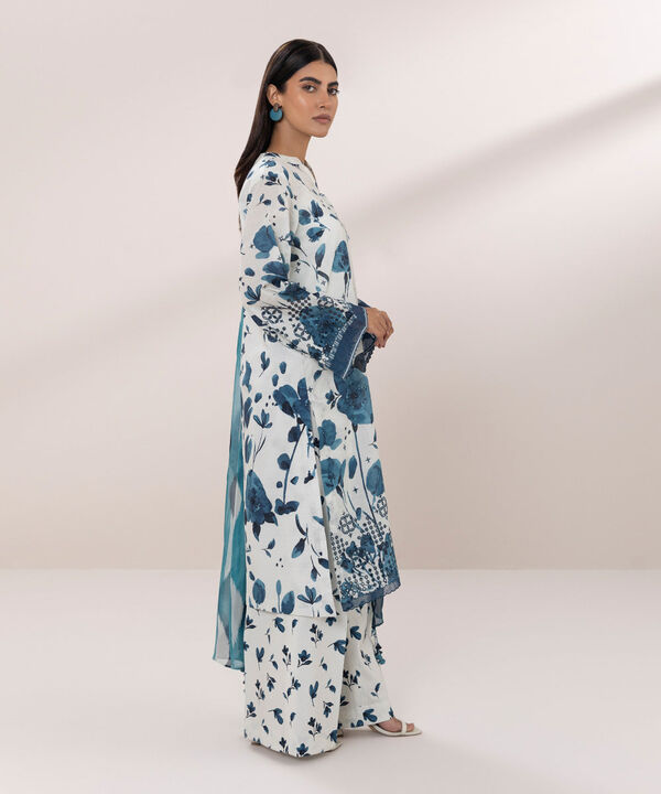 SAPPHIRE | UNSTITCHED 3 PIECE EMBROIDERED LAWN SUIT