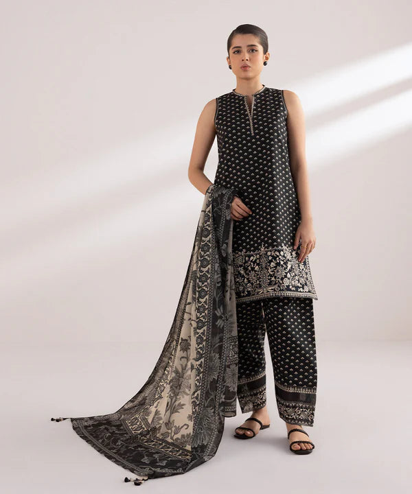 SAPPHIRE | UNSTITCHED 3 PIECE EMBROIDERED LAWN SUIT