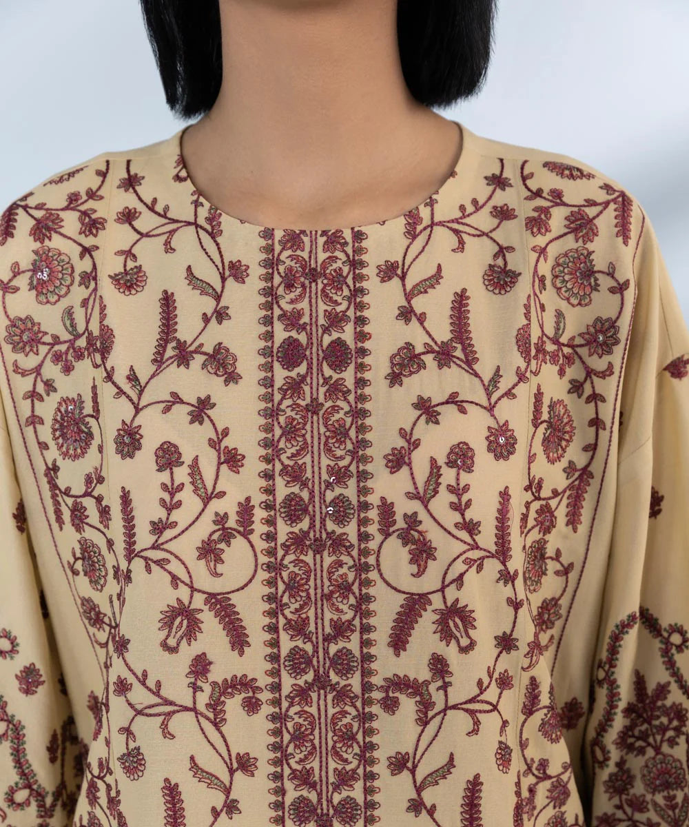 SAPPHIRE | UNSTITCHED 3 PIECE EMBROIDERED LAWN SUIT