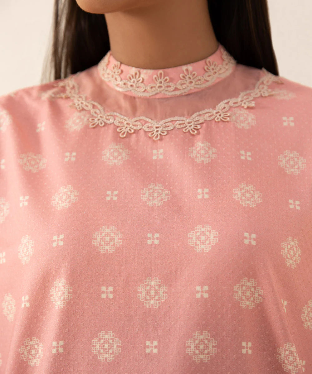SAPPHIRE | UNSTITCHED 3 PIECE EMBROIDERED DOBBY SUIT