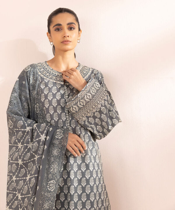 SAPPHIRE | UNSTITCHED 2 PIECE EMBROIDERED CAMBRIC SUIT