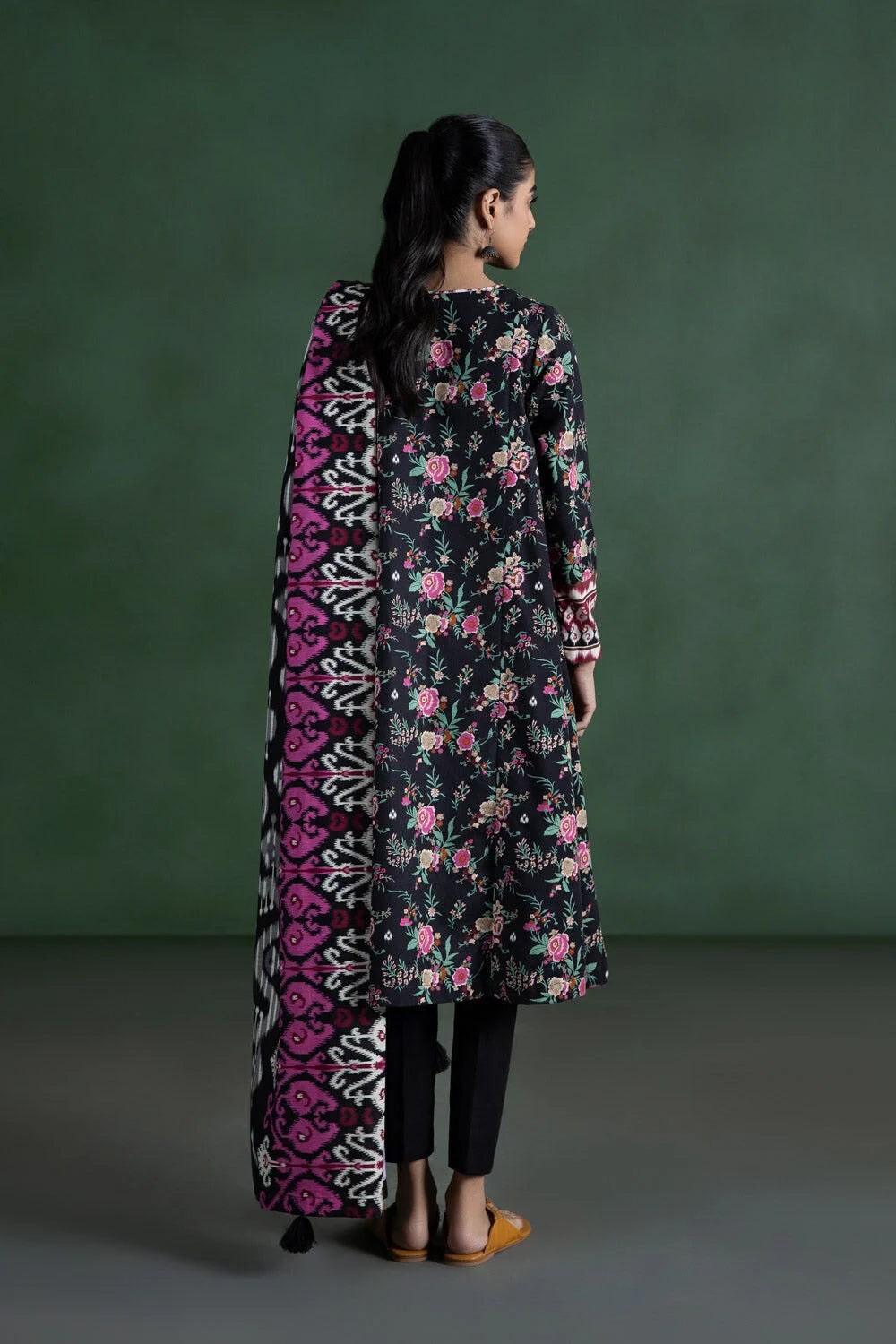 SAPPHIRE | UNSTITCHED 3 PIECE PRINTED LAWN SUIT