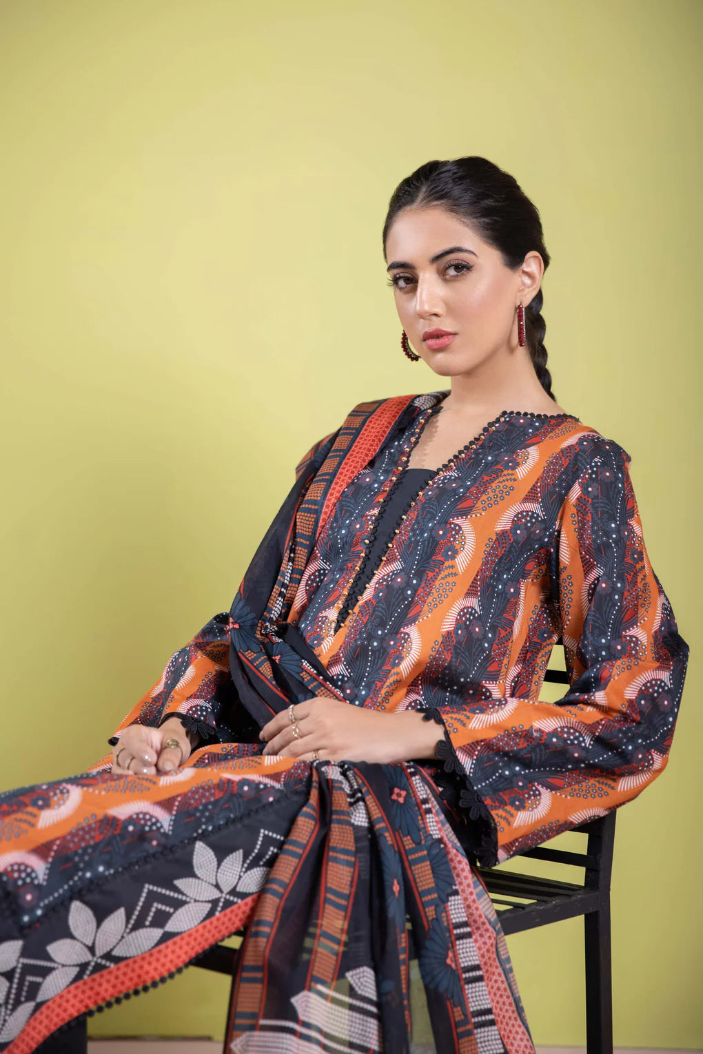 Sapphire | Unstitched 3Pc Printed Khaddar Suit | U3P-WS23R9-36