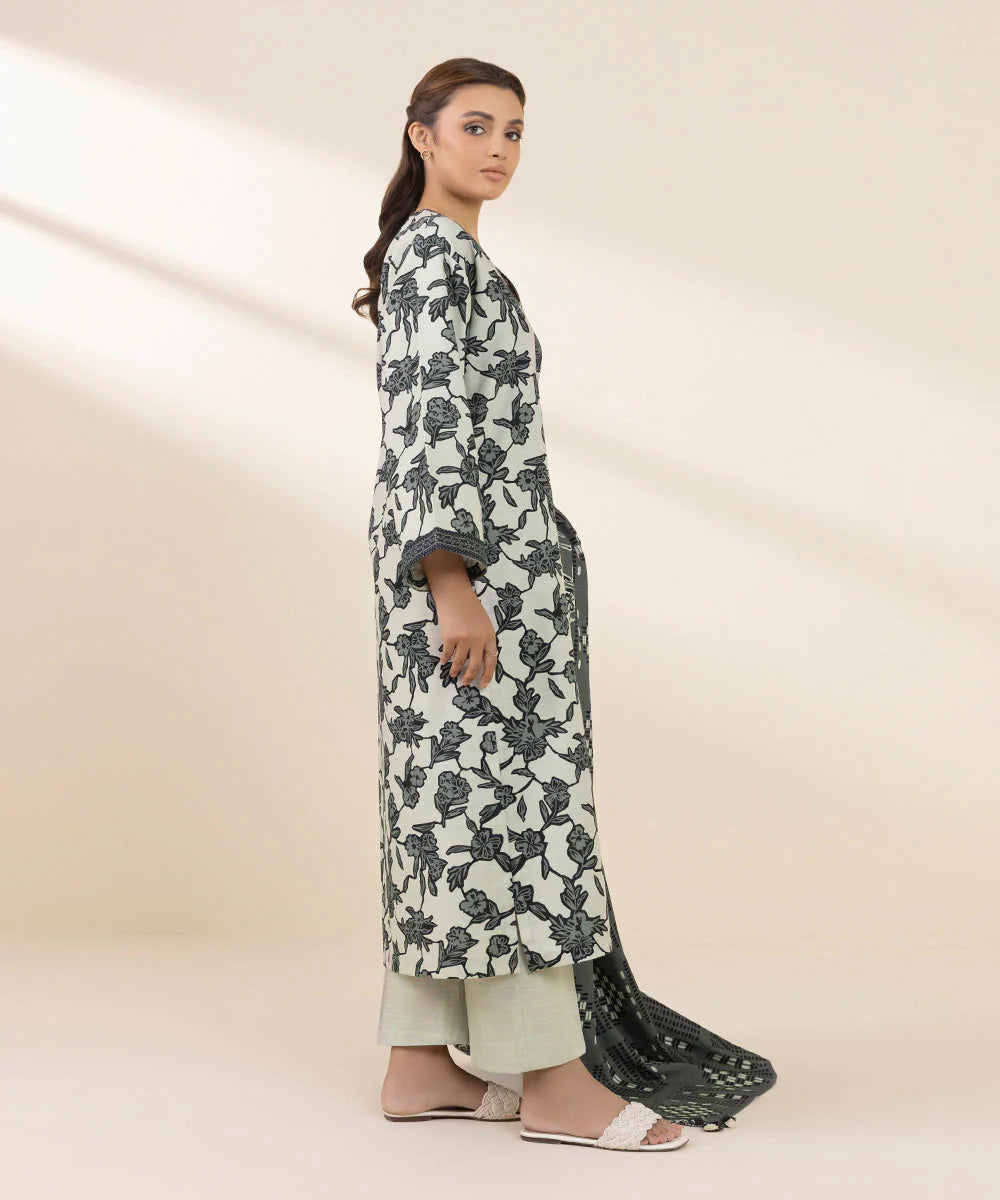 SAPPHIRE | UNSTITCHED 2 PIECE PRINTED KHADDAR SUIT