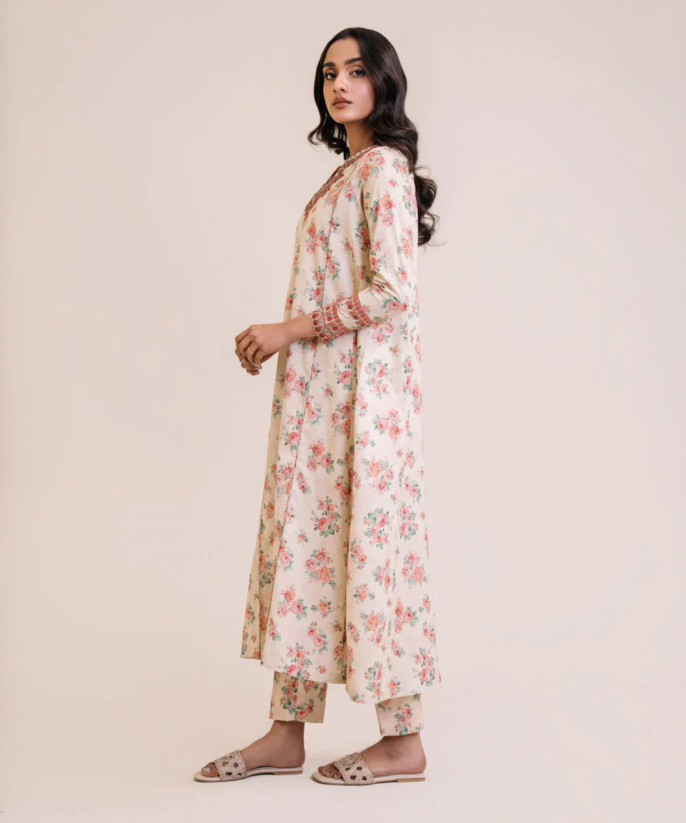 SAPPHIRE | UNSTITCHED 2 PIECE EMBROIDERED LAWN SUIT
