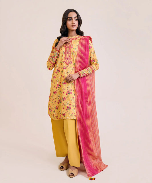SAPPHIRE | UNSTITCHED 3 PIECE EMBROIDERED LAWN SUIT