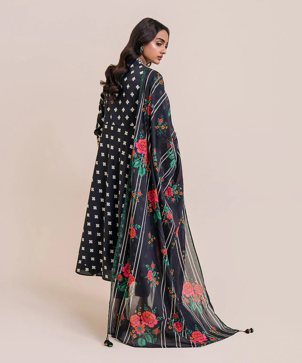 SAPPHIRE | UNSTITCHED 3 PIECE EMBROIDERED LAWN SUIT
