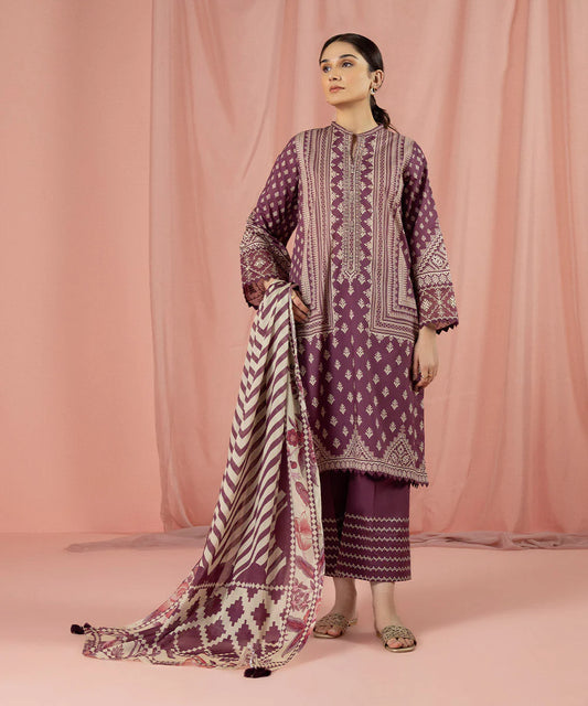 Sapphire | Unstitched 3Pc Embroidered Lawn Suit | 3PE-DY23V2-1R