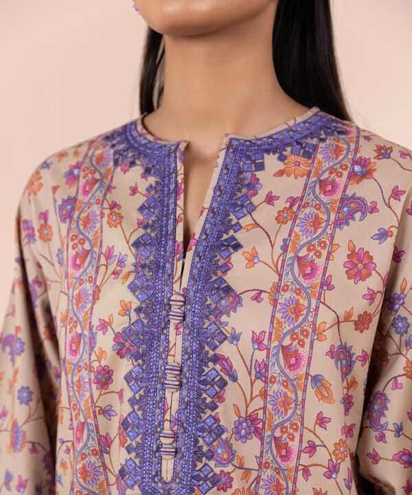 SAPPHIRE | UNSTITCHED 3 PIECE EMBROIDERED LAWN SUIT