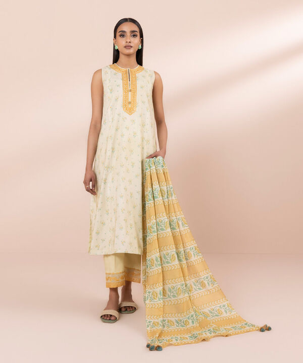 SAPPHIRE | UNSTITCHED 3 PIECE EMBROIDERED LAWN SUIT