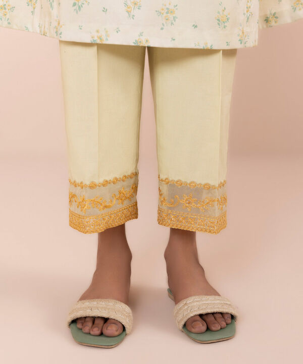 SAPPHIRE | UNSTITCHED 3 PIECE EMBROIDERED LAWN SUIT